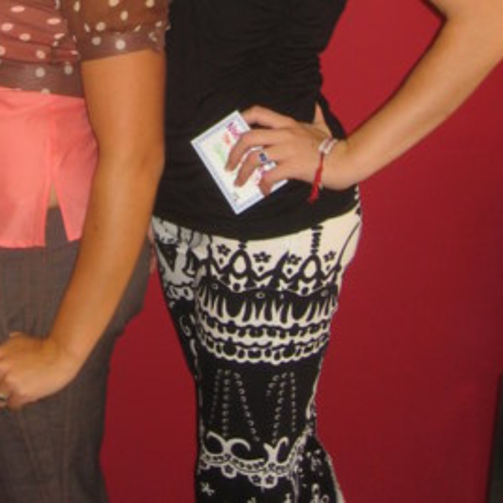 Ivy Jane pattern crops